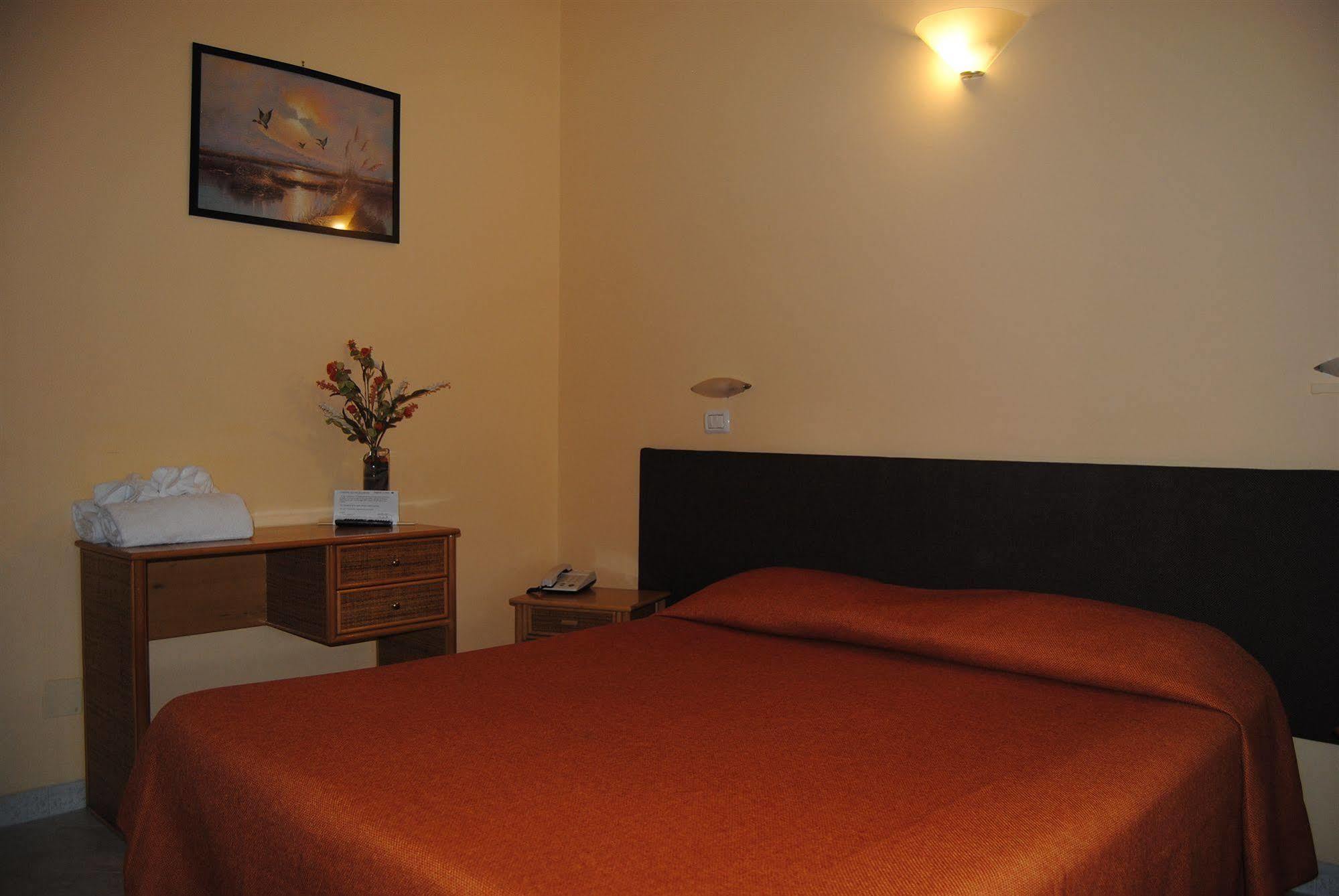 Borghetto Hotel Santa Marinella Extérieur photo